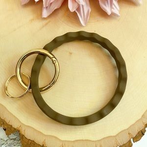 Coffee Brown Wavy Silicone Bracelet Key Chain